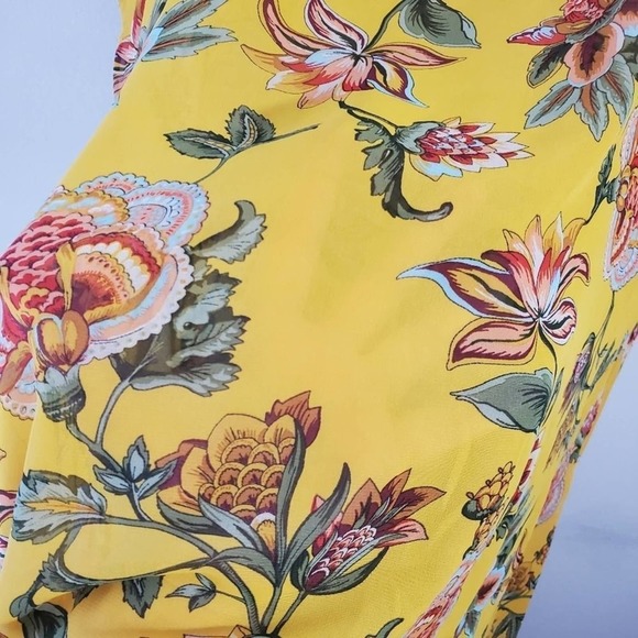 CHA-CHA Vente gold paisley floral high low tunic - Picture 6 of 8